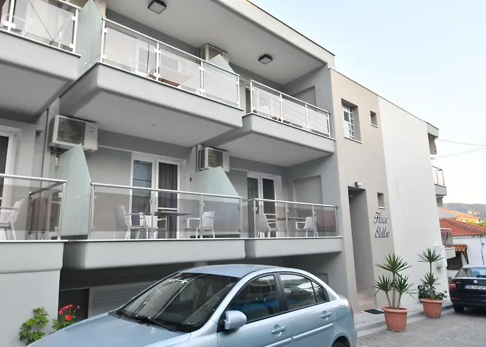 Отель House Stelitsa *