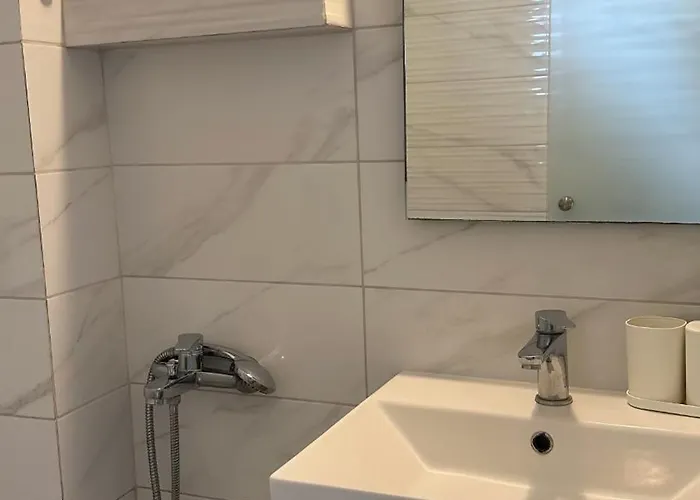 House Stelitsa * Sarti