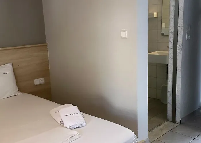 House Stelitsa * Sarti