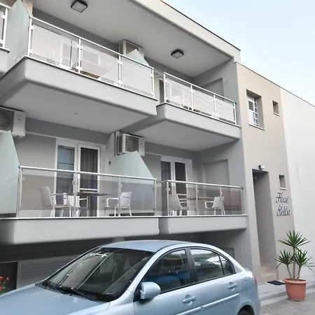 Отель House Stelitsa *