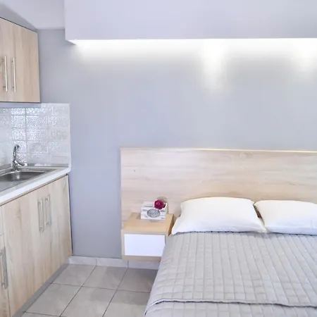 House Stelitsa Otel *